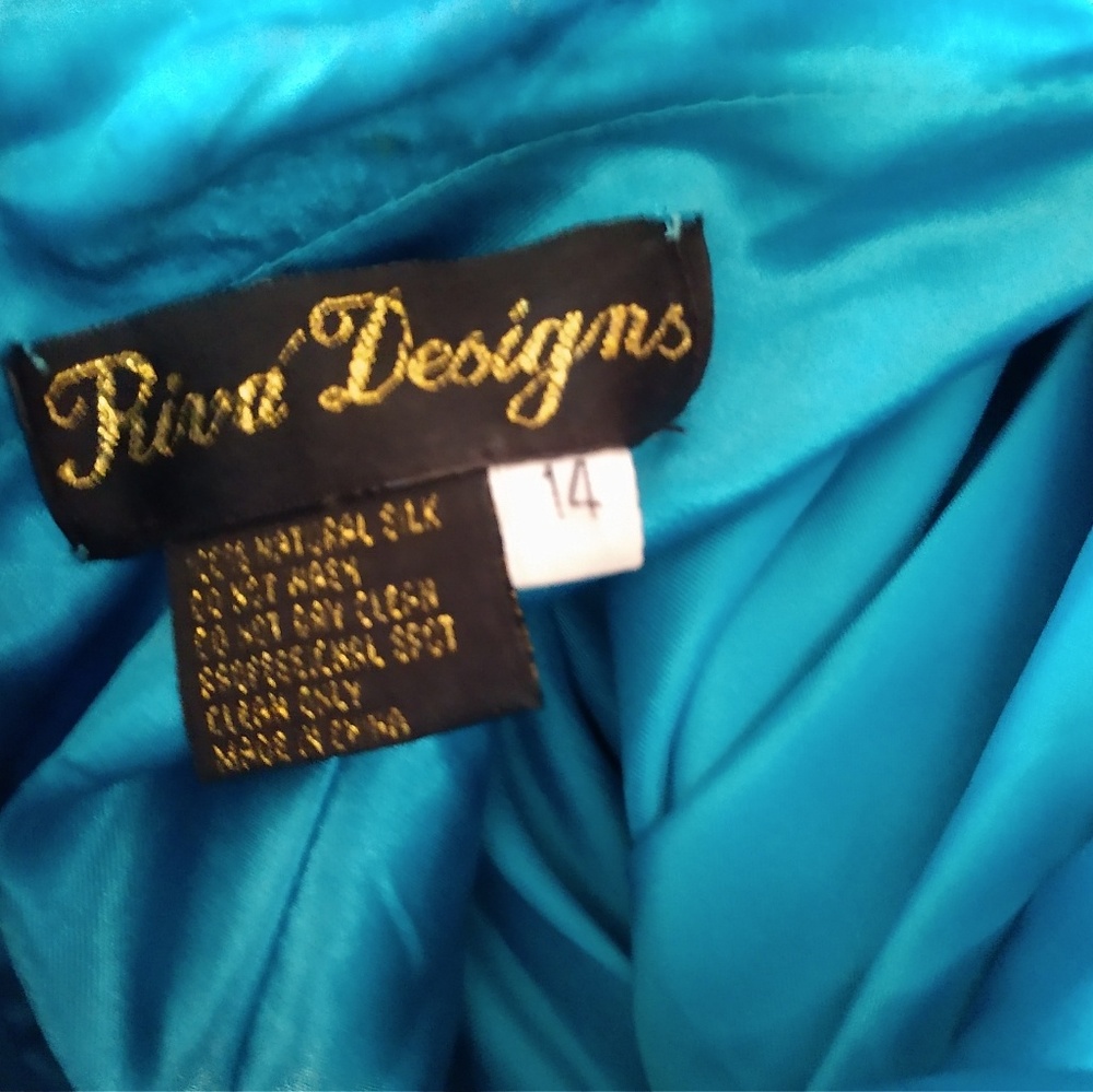 Prom Dress - Picture 3 of 4